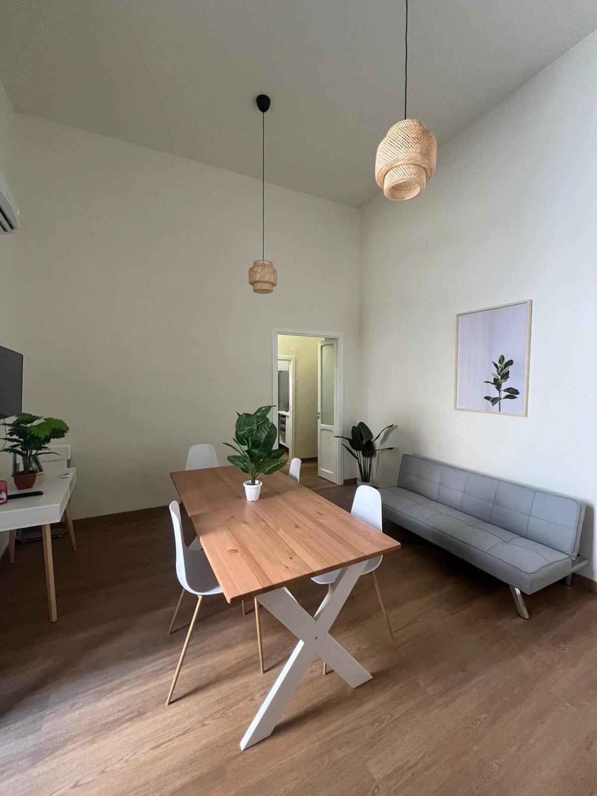 Cozy Historical Flat Napoli Apartment Exterior photo